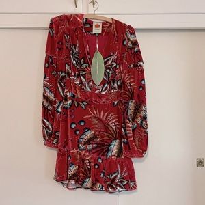 FARM Rio Winter Leaf Velvet-Silk-Blend Mini Dress size XS — New with tags!!